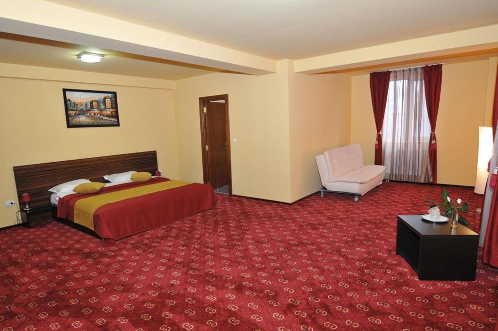 Hotel Gclub Бреаза Стая снимка